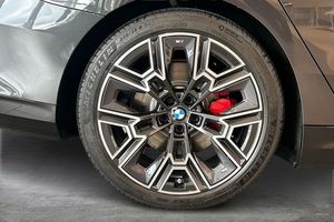 BMW i5 bild 14