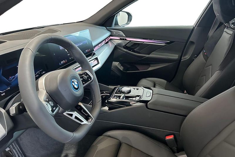 BMW i5 bild 12