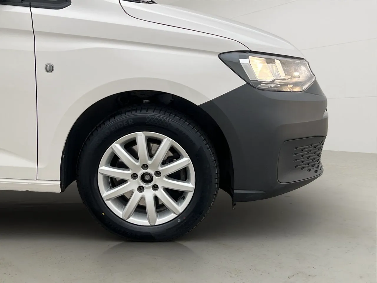 Vehicle image 31