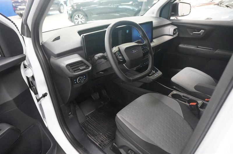 Ford Transit Courier bild 2