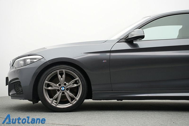 BMW 230 bild 12