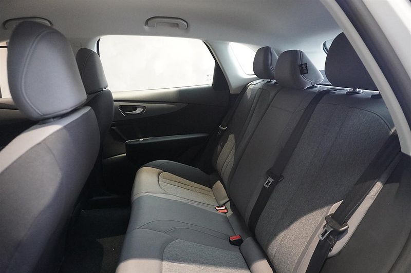 MG S5 EV bild 8