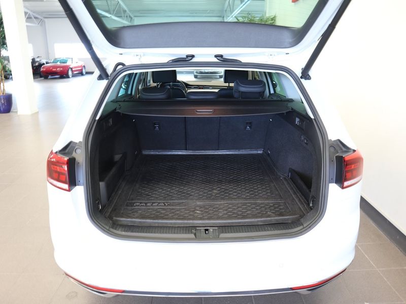 Volkswagen Passat bild 6