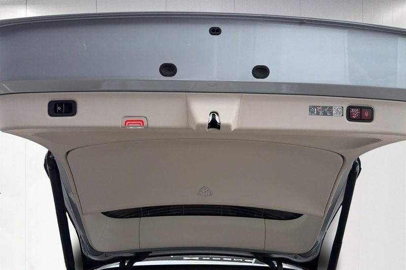 Mercedes EQS450 SUV bild 14