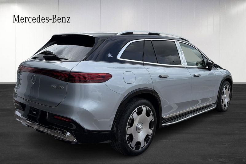 Mercedes EQS450 SUV bild 4