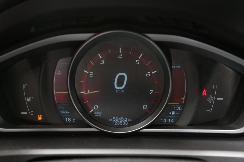 Volvo V40 bild 14