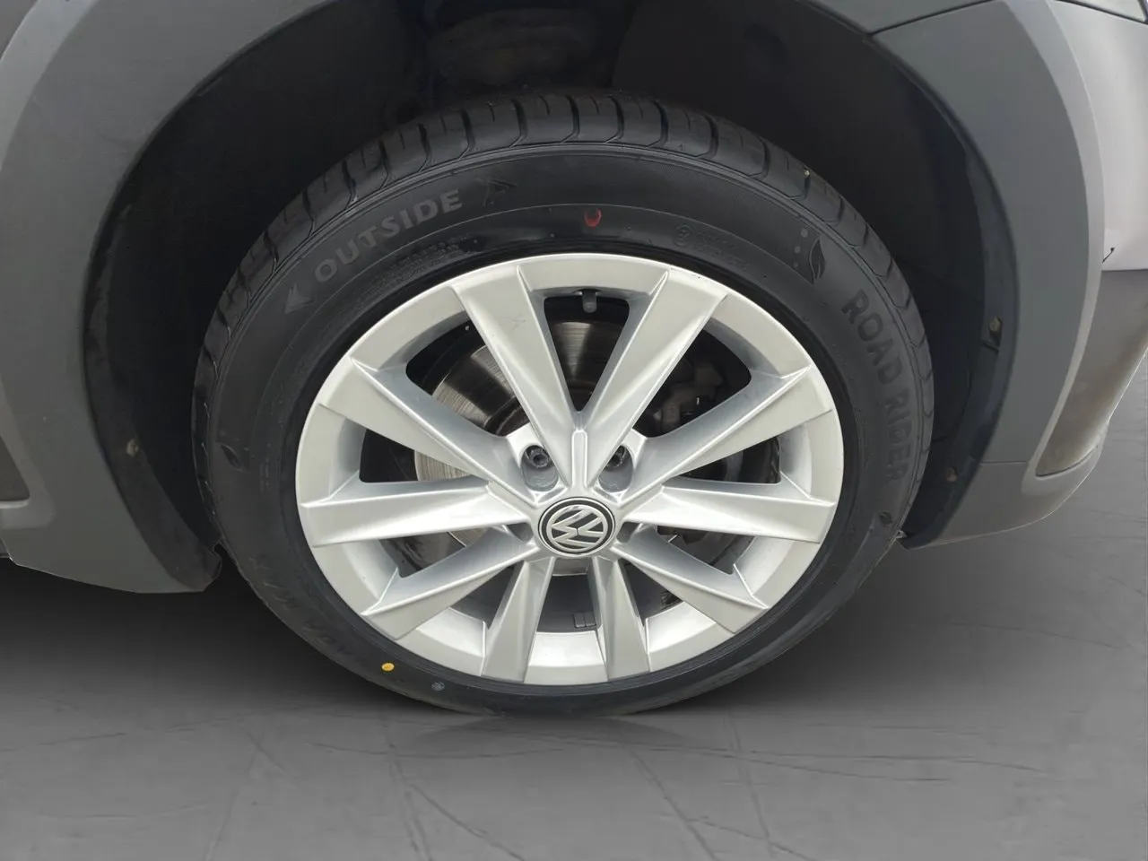 Vehicle image 31