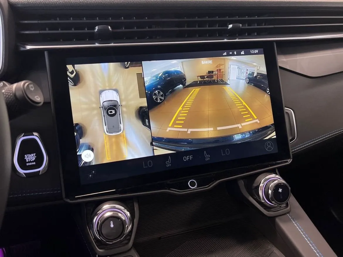 Vehicle image 20