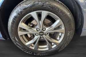 Ford Kuga bild 5