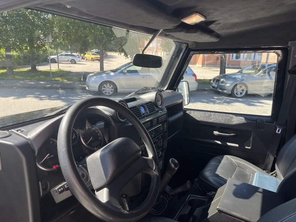 Vehicle image 31