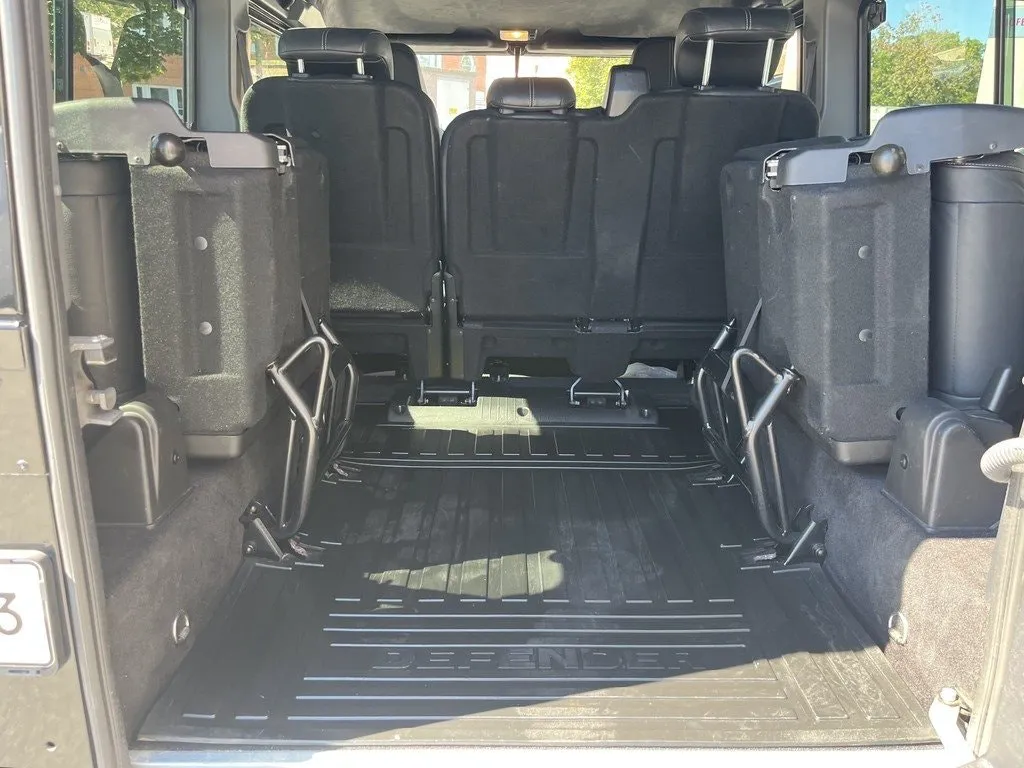 Vehicle image 21
