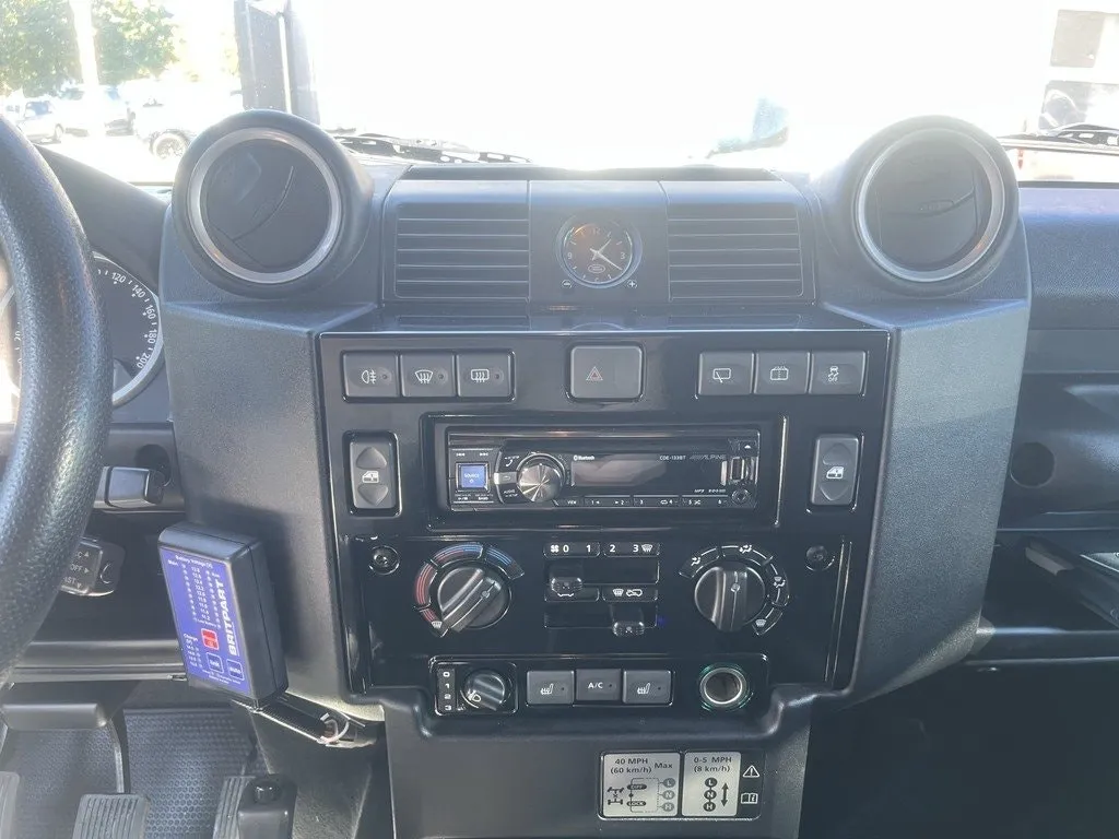 Vehicle image 27
