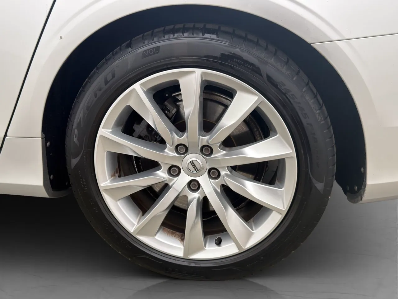 Vehicle image 36