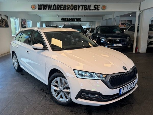 Skoda Octavia Kombi iV Style Värmare Cockpit B-kamera MOMS 204hk - 2022