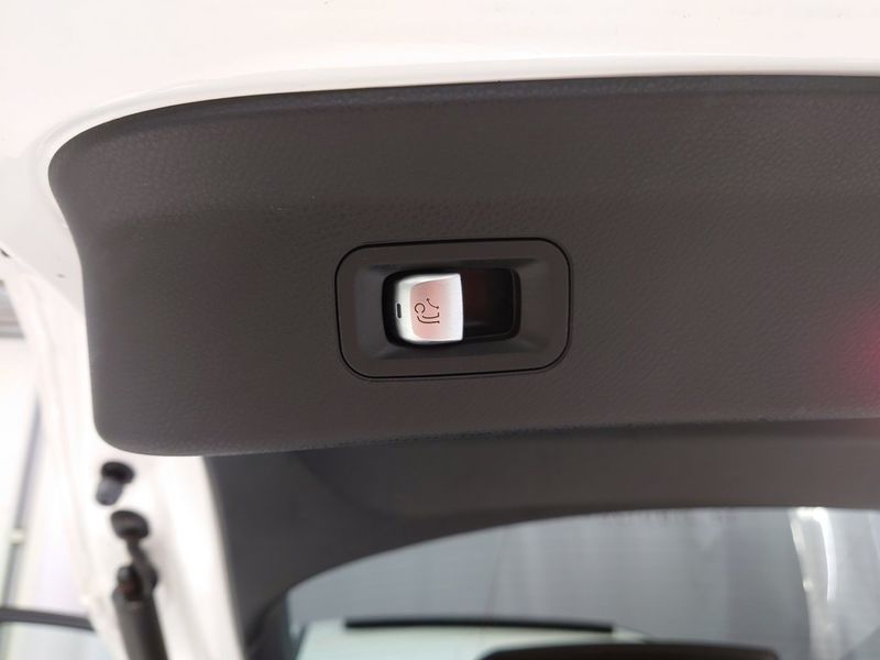 Mercedes GLC220 bild 17