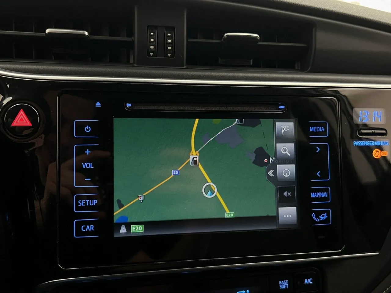 Vehicle image 20