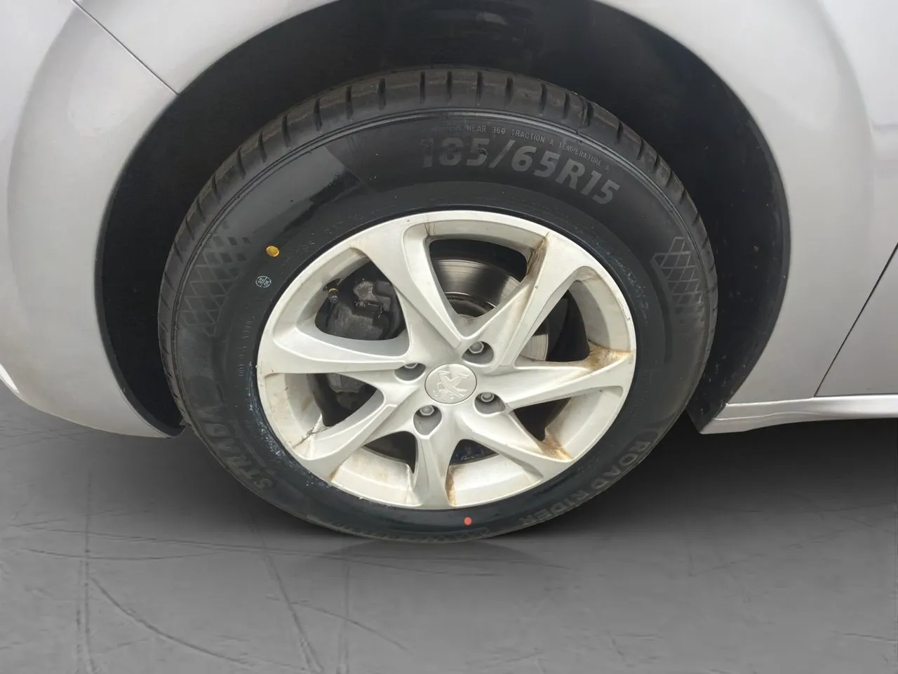Vehicle image 22