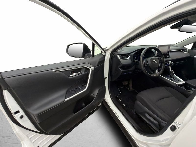 Toyota RAV4 bild 9