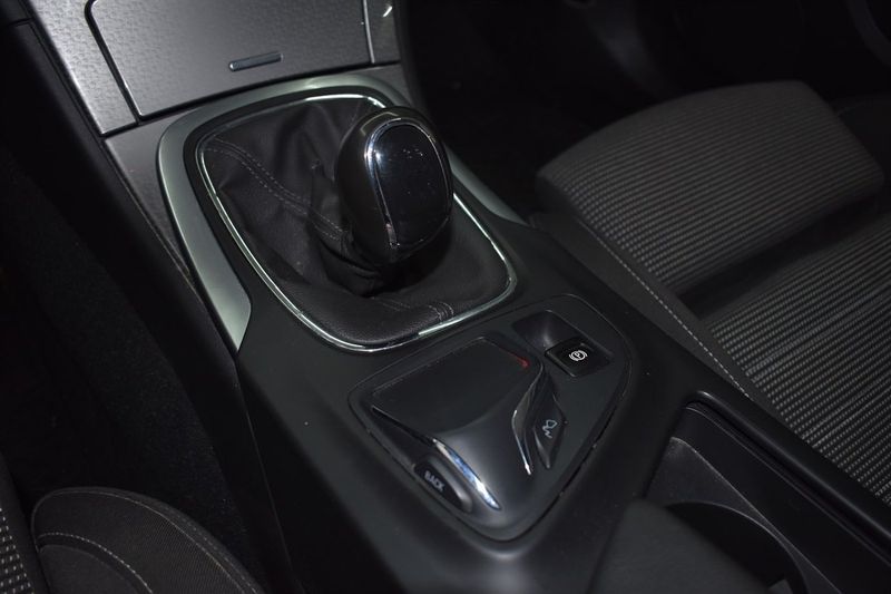 Opel Insignia bild 9