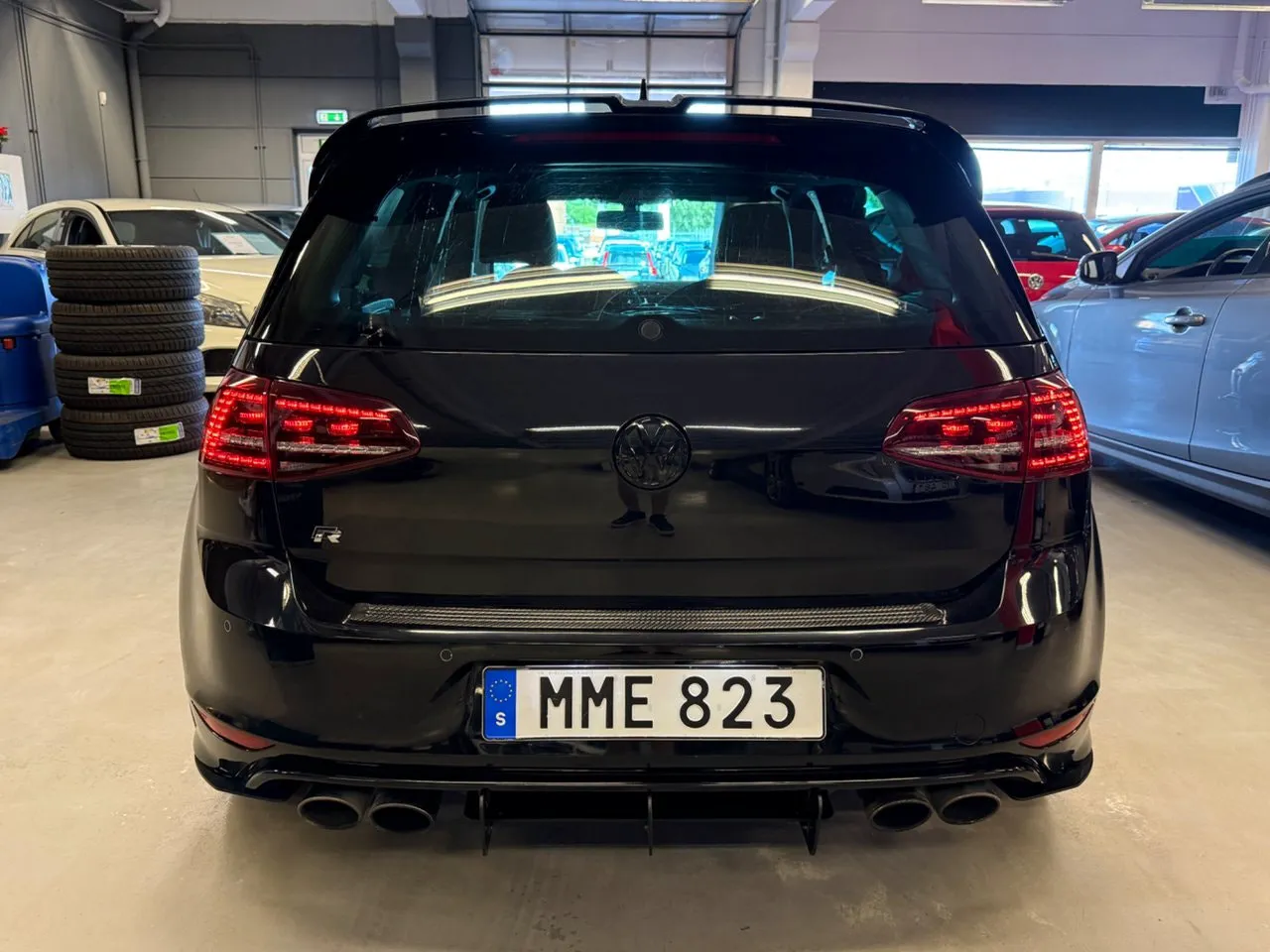 Vehicle image 7