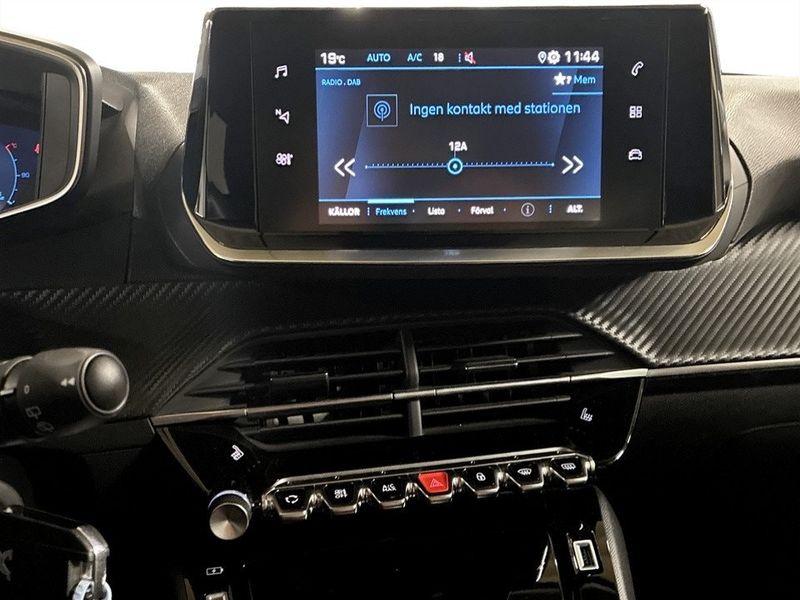 Peugeot 208 bild 12