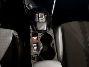 Peugeot 208 bild 13