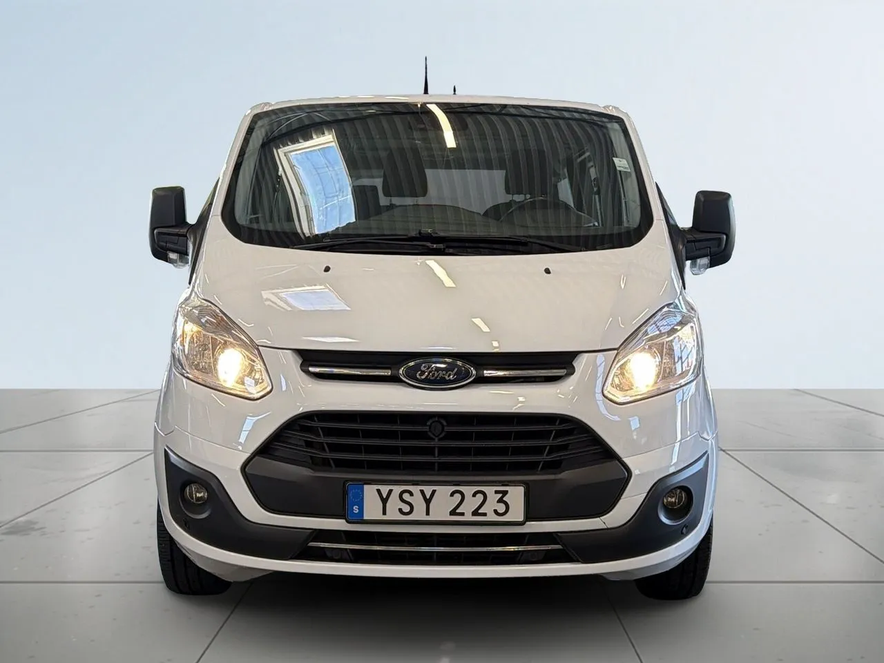 Vehicle image 1