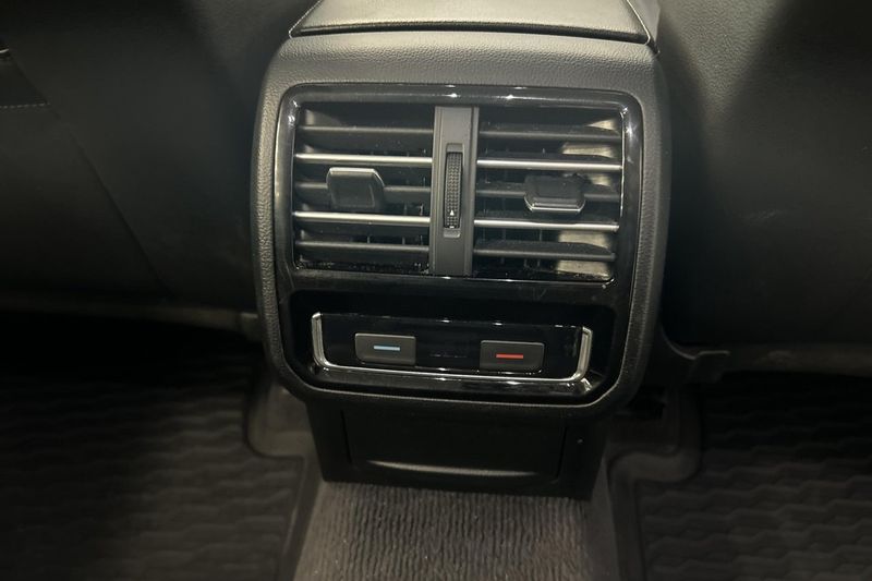 Volkswagen Passat bild 37