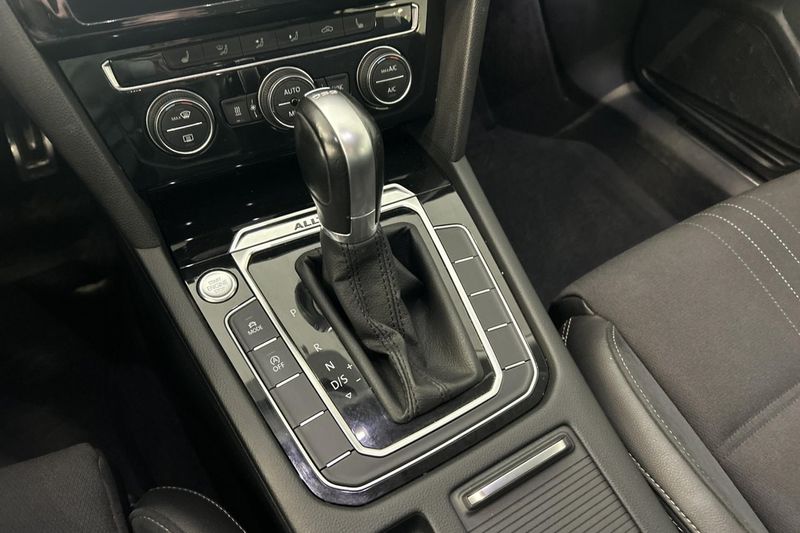 Volkswagen Passat bild 28