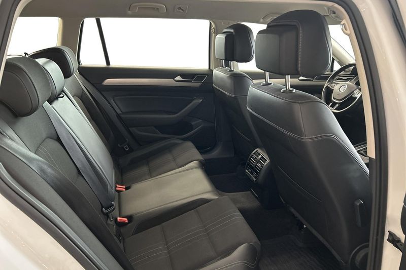 Volkswagen Passat bild 15