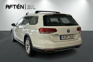 Volkswagen Passat bild 8
