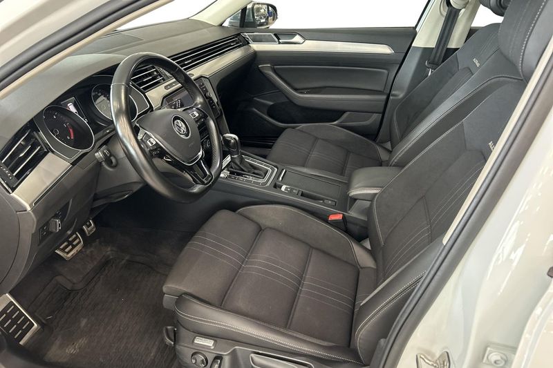 Volkswagen Passat bild 13