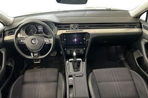 Volkswagen Passat bild 11