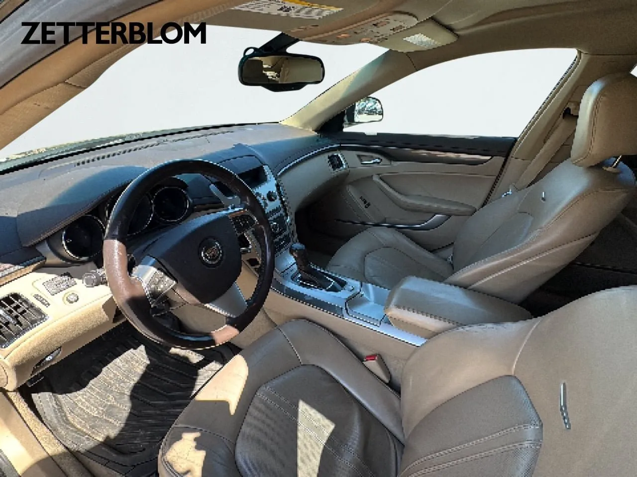 Vehicle image 7