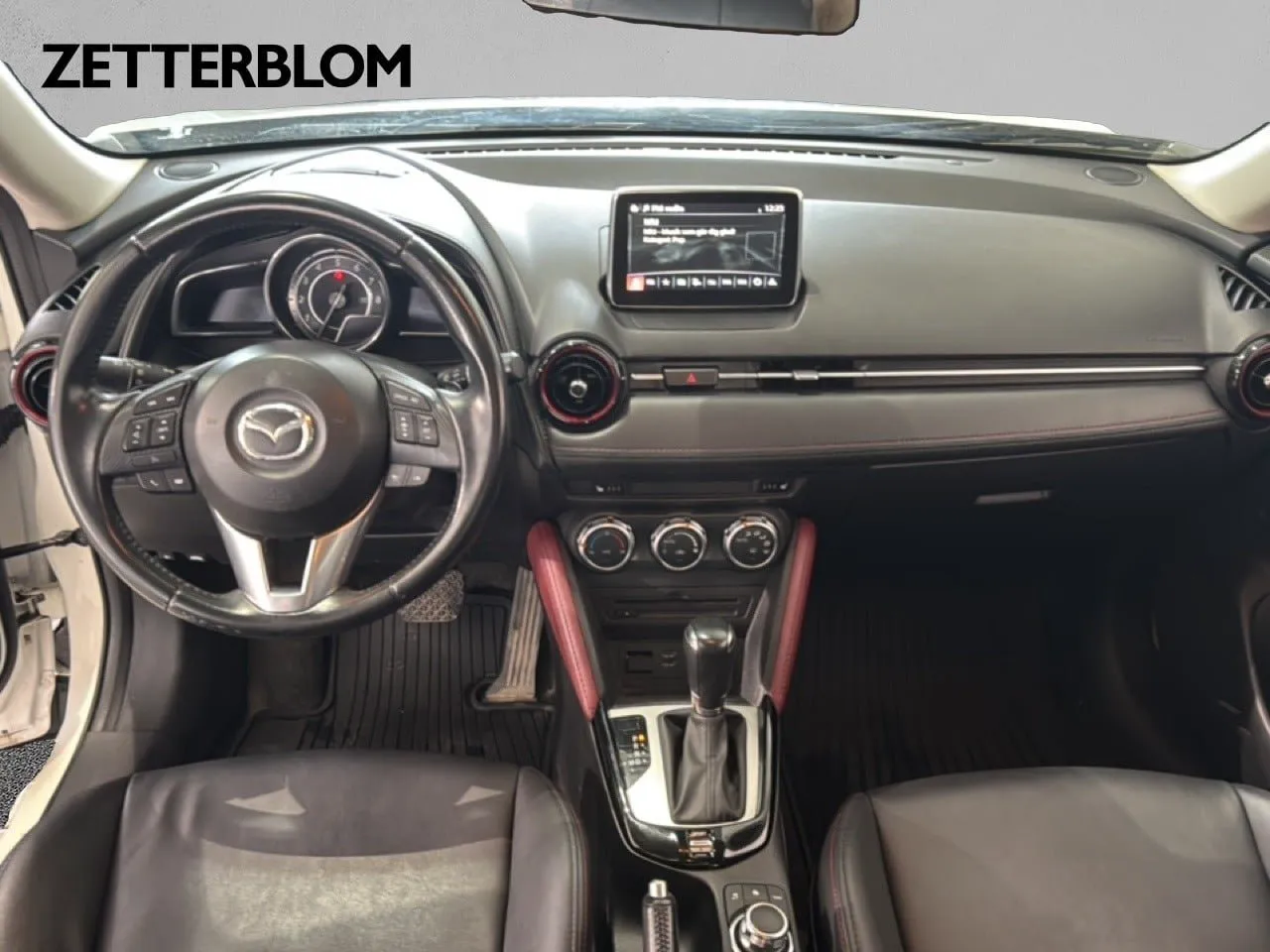 Vehicle image 9