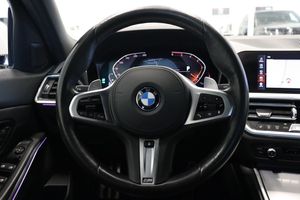 BMW 320 bild 15