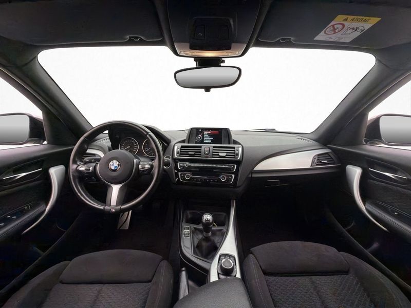 BMW 118 bild 14