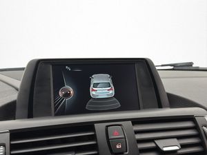 BMW 118 bild 18