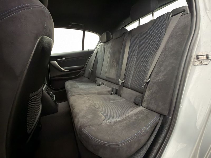 BMW 118 bild 13