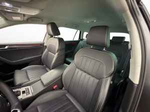Skoda Superb bild 14