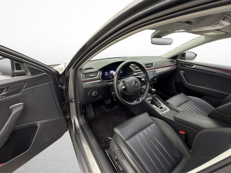 Skoda Superb bild 12