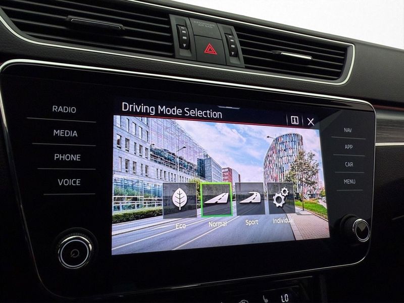 Skoda Superb bild 22
