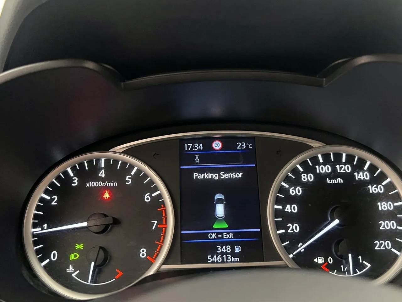 Vehicle image 14