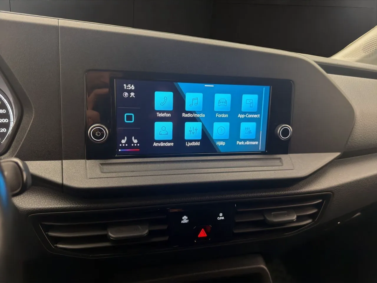 Vehicle image 21