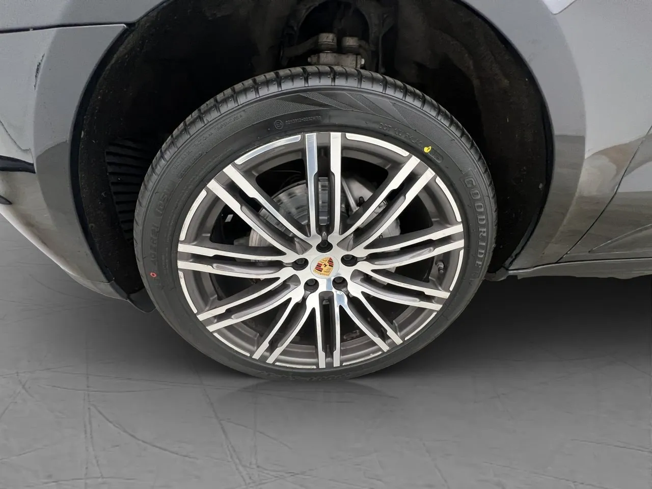 Vehicle image 31