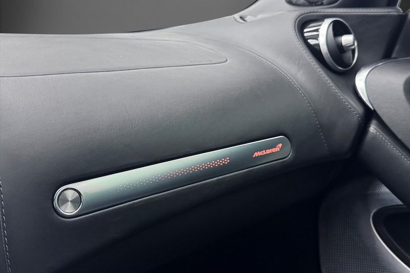 McLaren GT bild 16