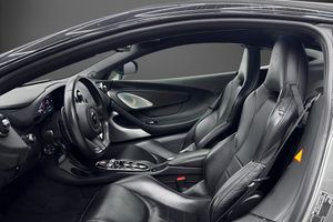 McLaren GT bild 9