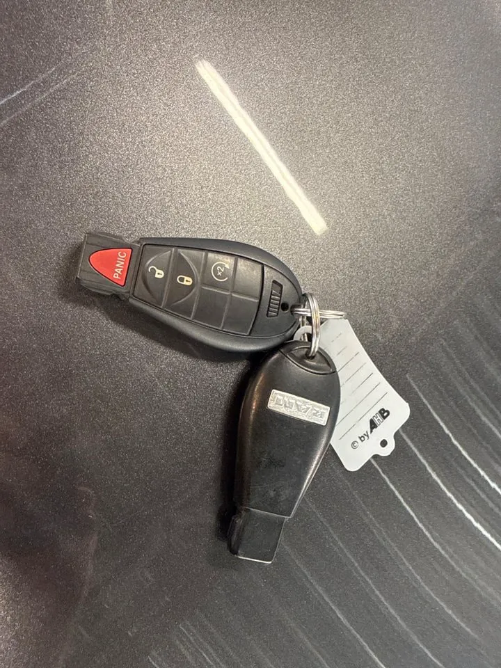 Vehicle image 27