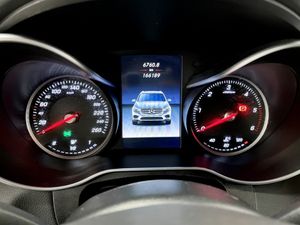 Mercedes GLC220 bild 8