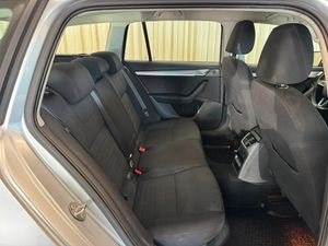 Skoda Octavia bild 23